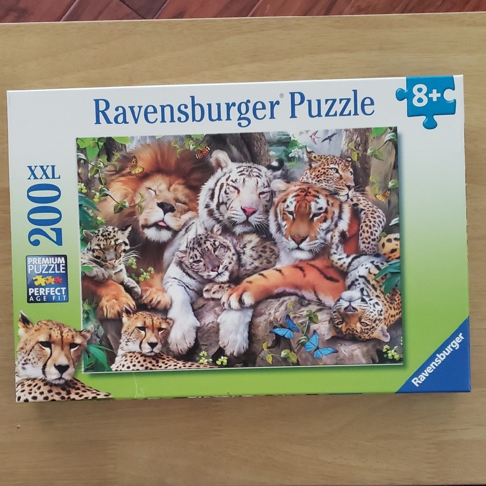 Ravensburger Jungle Animals Puzzle - 200 Piece XXL